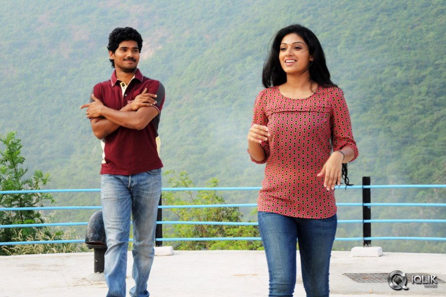 Undhile Manchi Kalam Mundhu Mundhuna